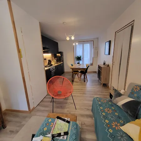 Location Saisonniere La Berbere Tauves